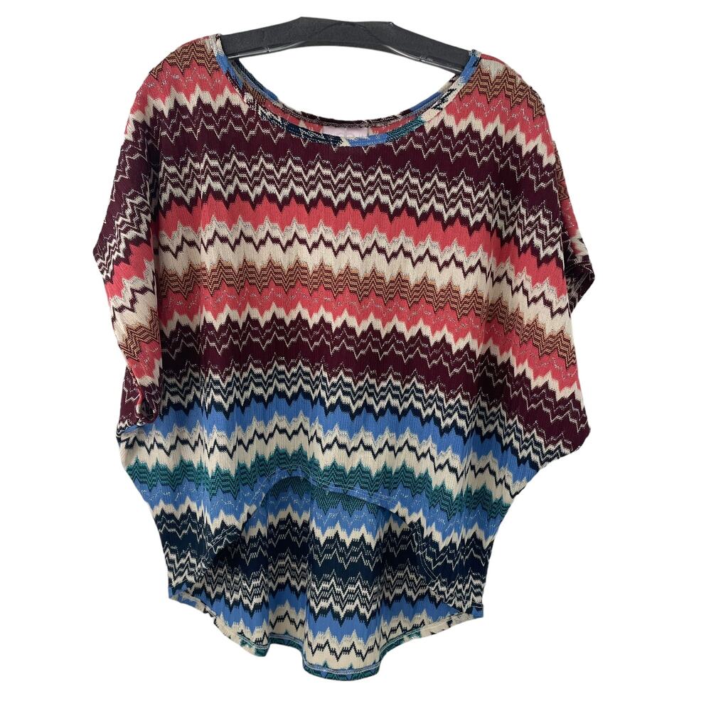 Romeo & Juliet Couture Short Sleeve Multicolor Metallic Chevron Knit Top Medium